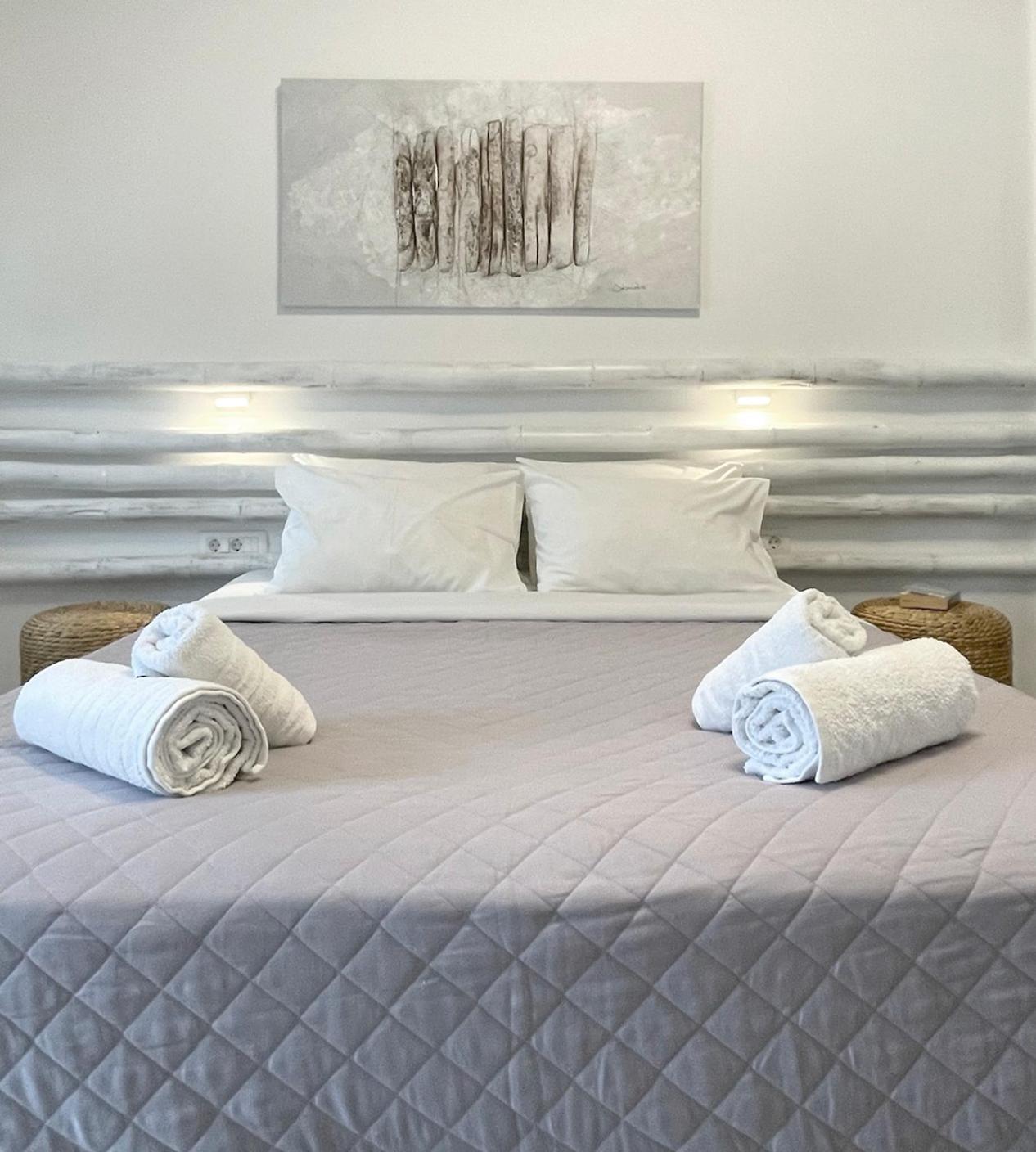 Hermoso Luxury Suites Monólithos Room photo