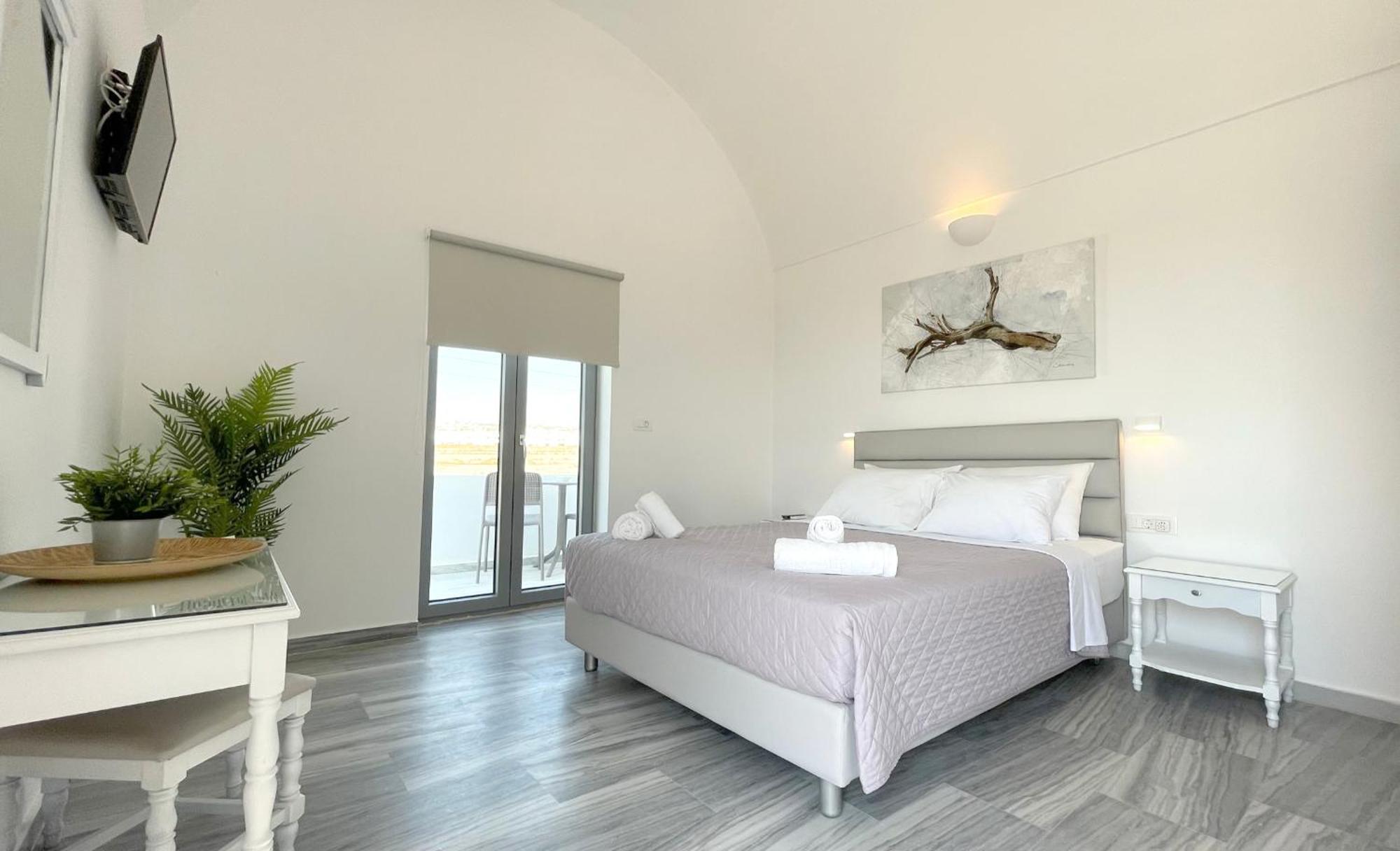 Hermoso Luxury Suites Monólithos Room photo